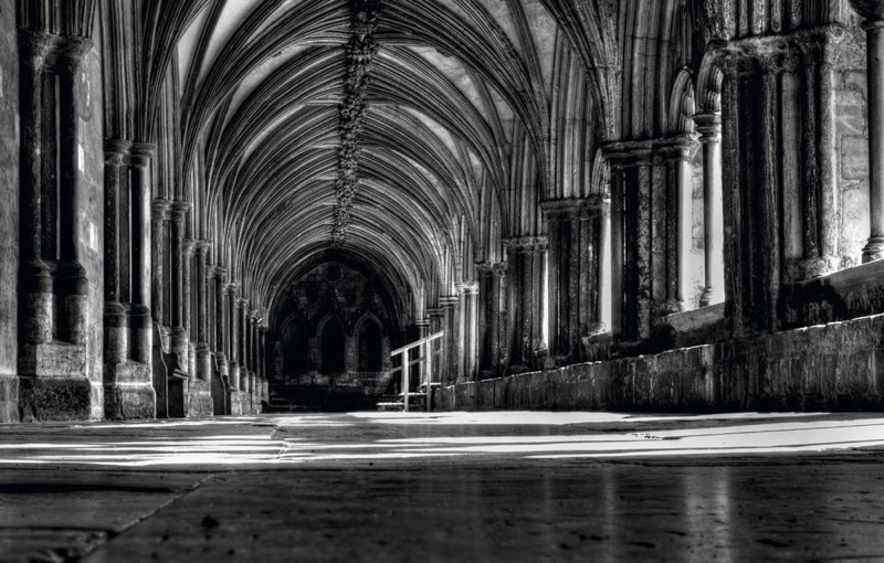  Susan Hall - Norwich Cathedral Cloisters 