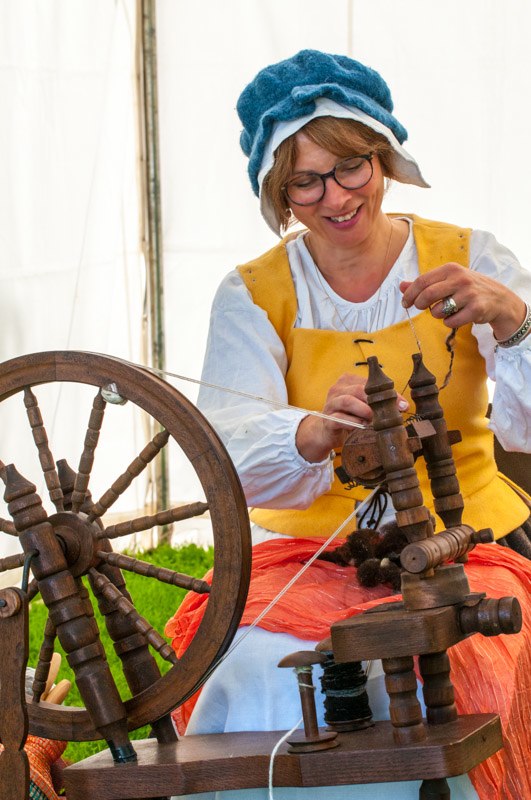  M Houghton - Happy at Work 