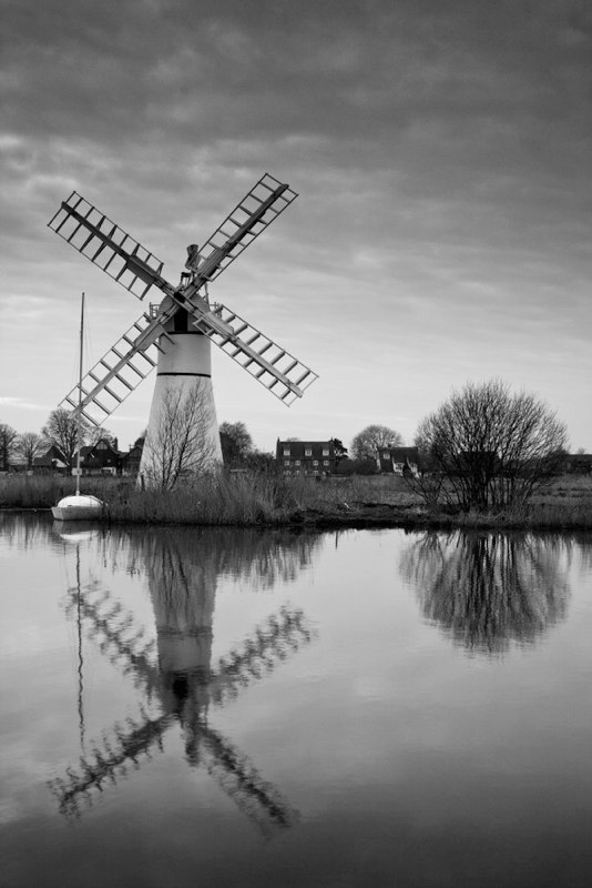  Norfolk-Broads - S Hall 