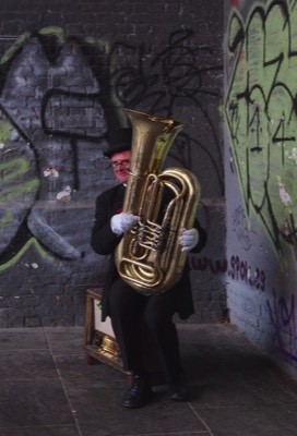  The Busker - Malcolm Searle 